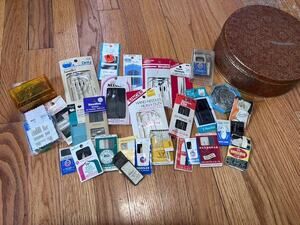 Vintage Sewing Needle Lot in Decorative Tin, Sewing Notions Craft Supply Lot